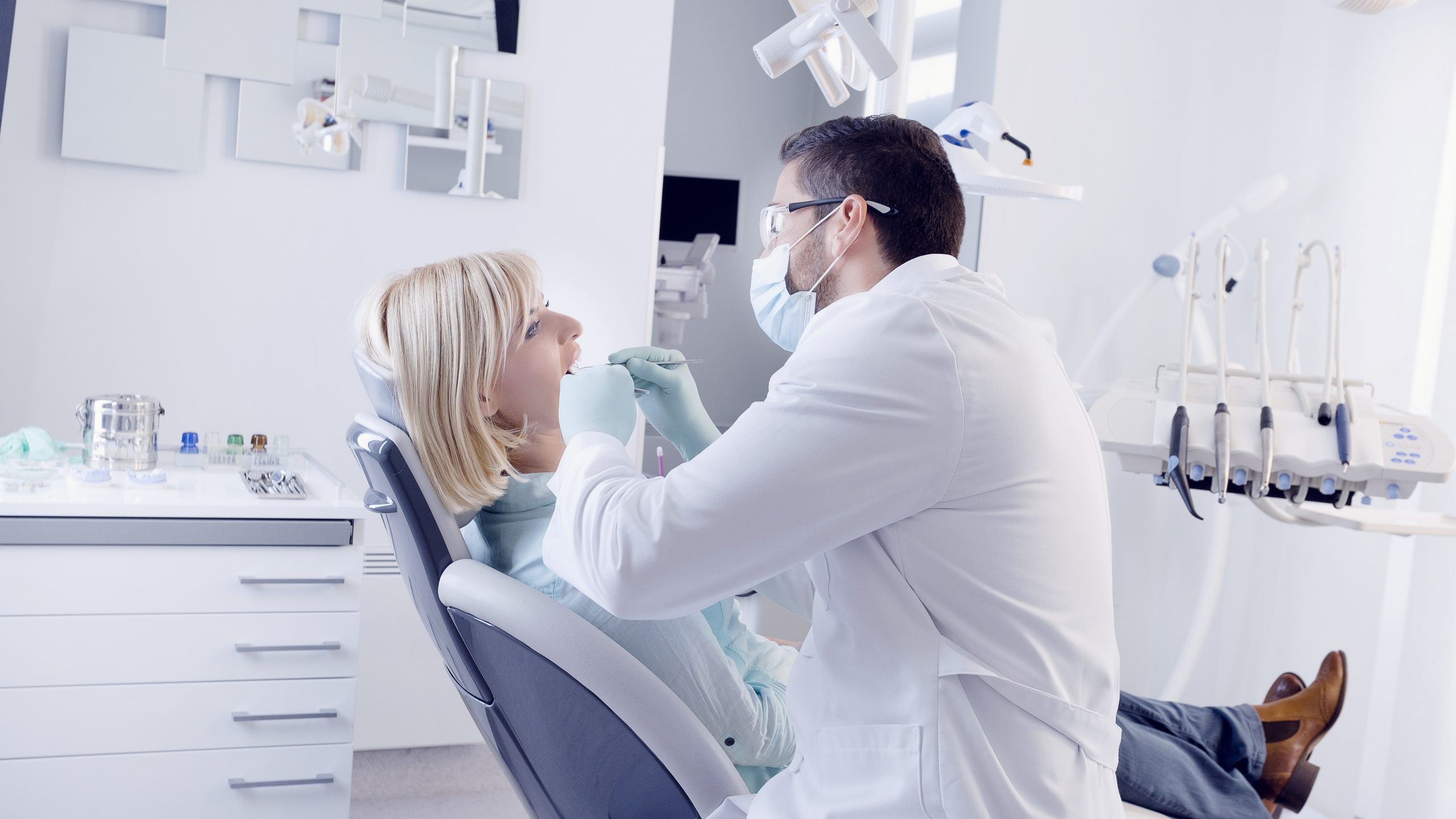 Dentist in Sun Valley, CA
